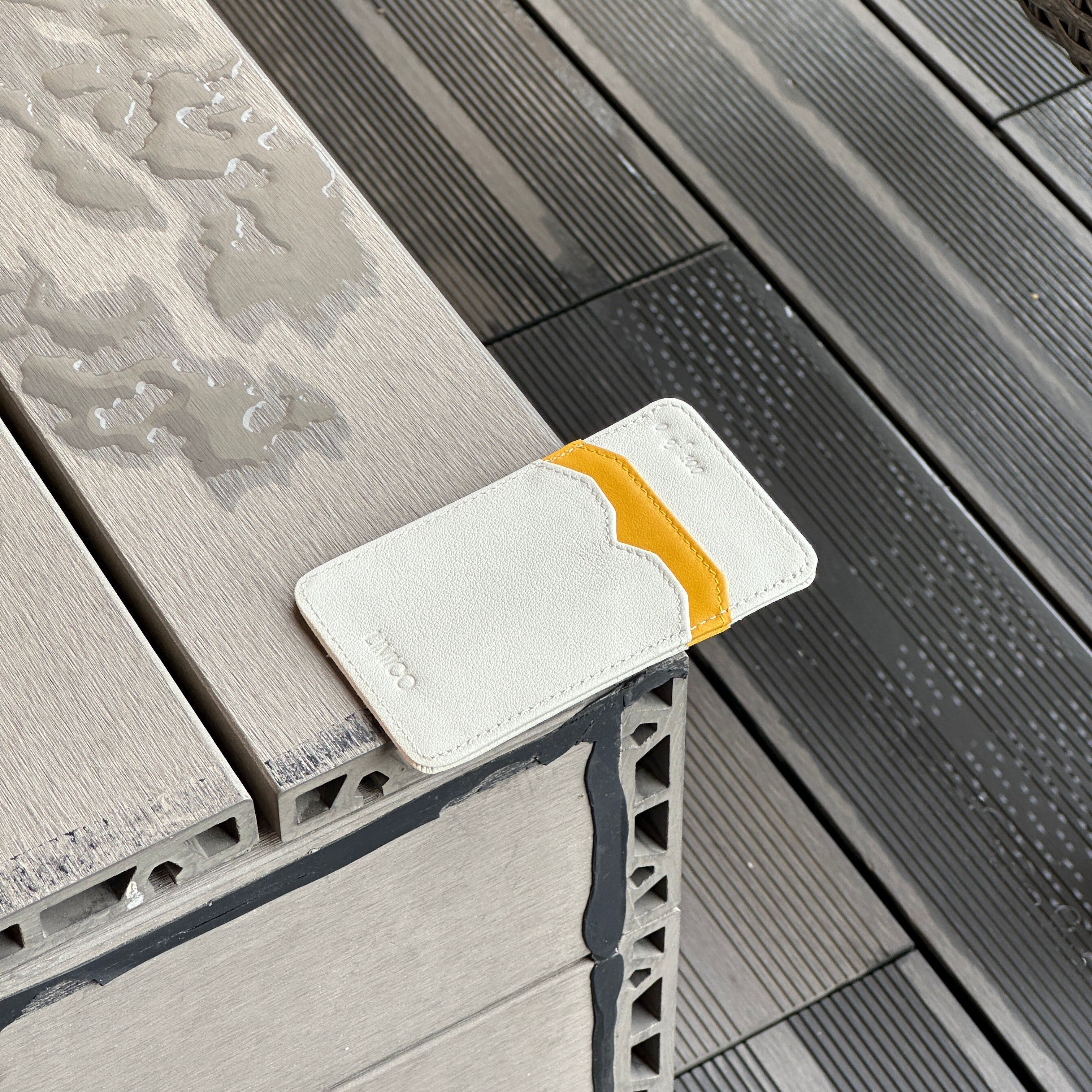White Gold | V. Card Holder