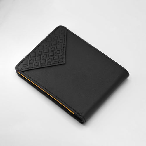 Black Gold | H. Bifold