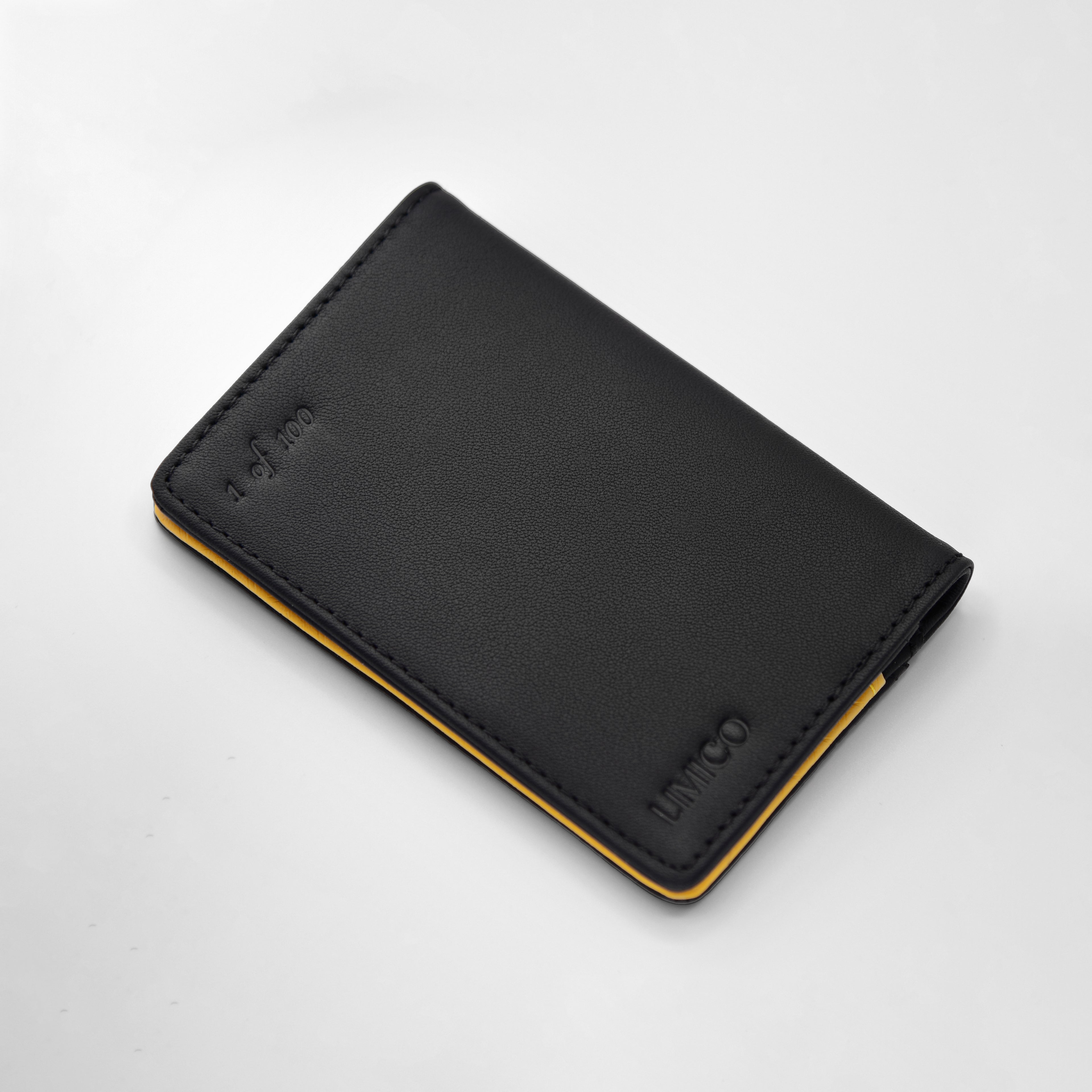 Black Gold | V. Bifold