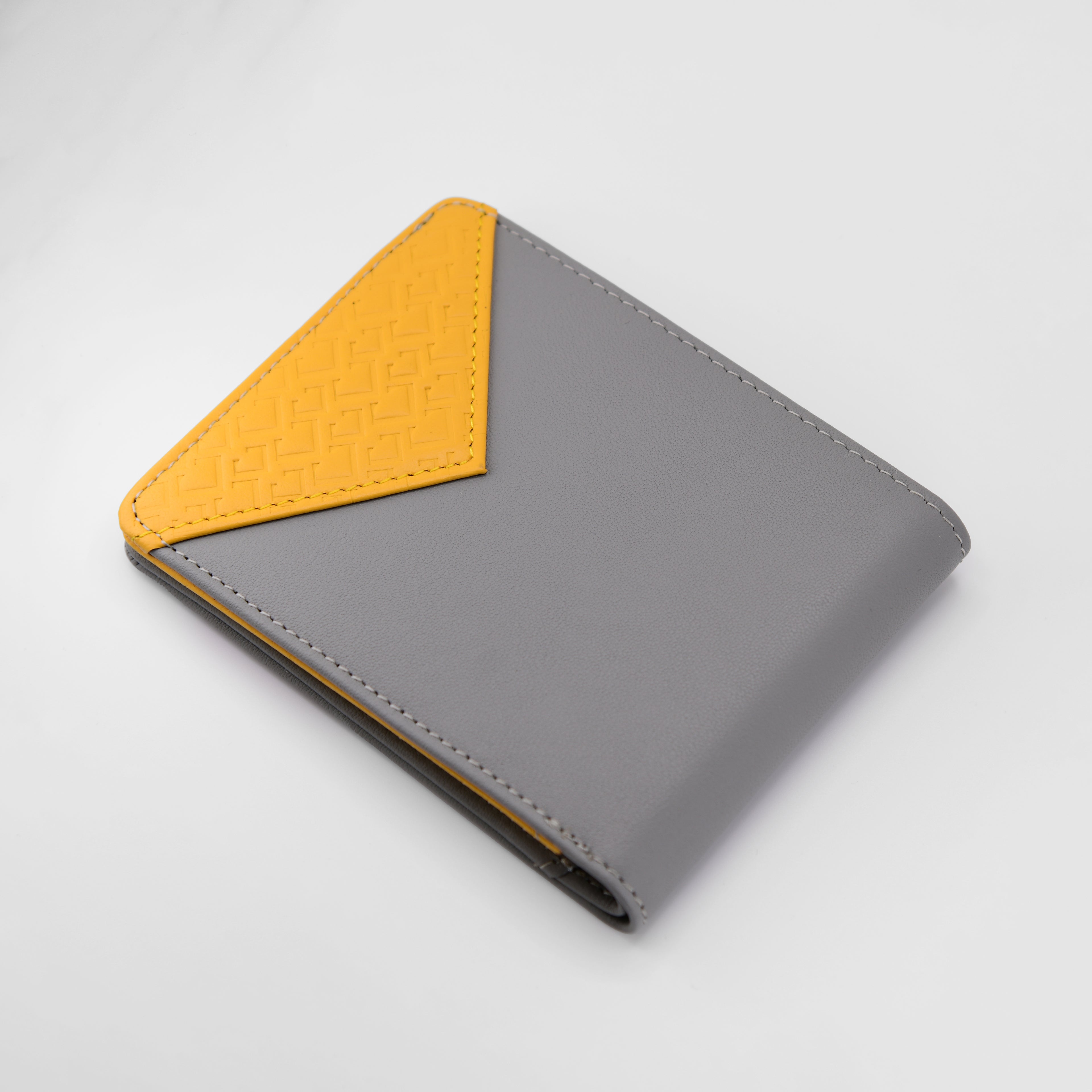 Golden Cement | H. Bifold