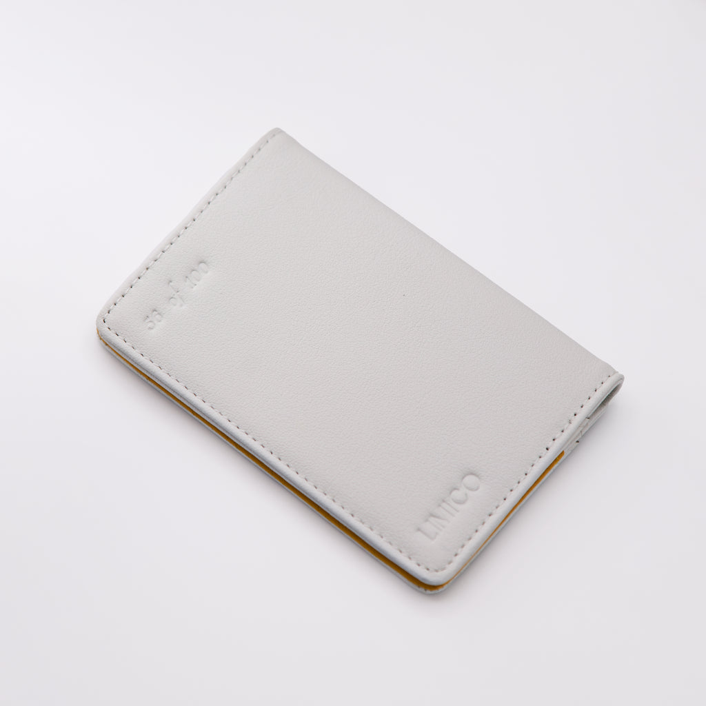 White Gold | V. Bifold