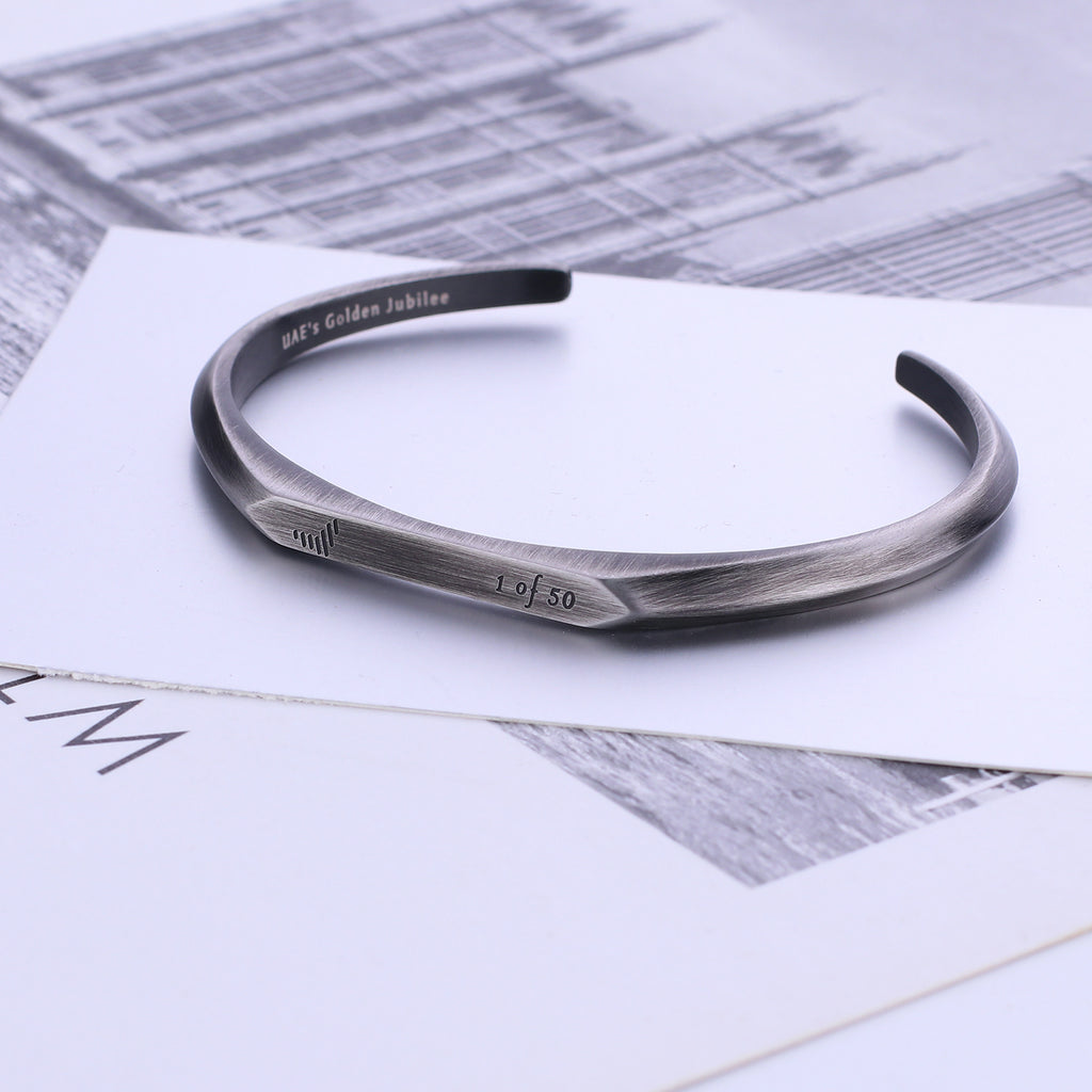 Dark Gray Bracelet – Artistic Metal Jewelry
